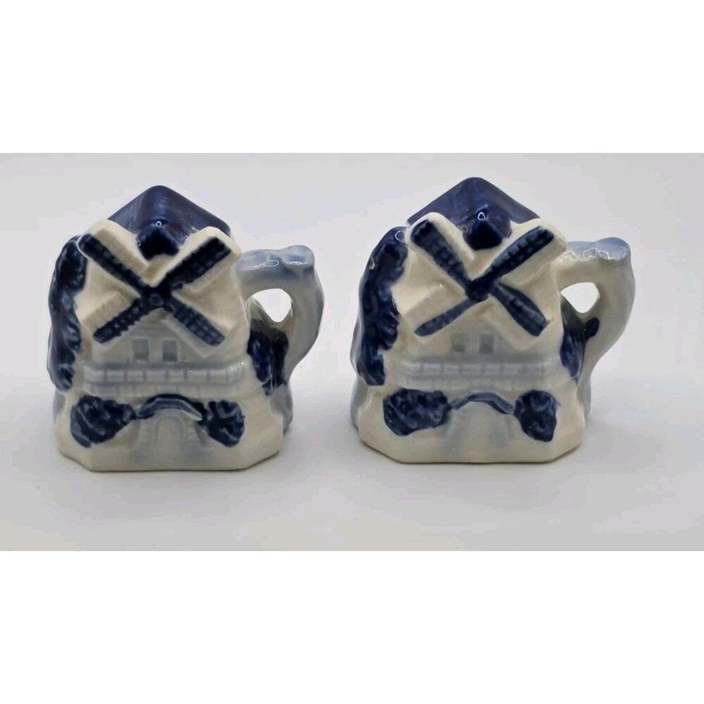 Vintage Occupied Japan WINDMILL  Salt and Pepper Shakers